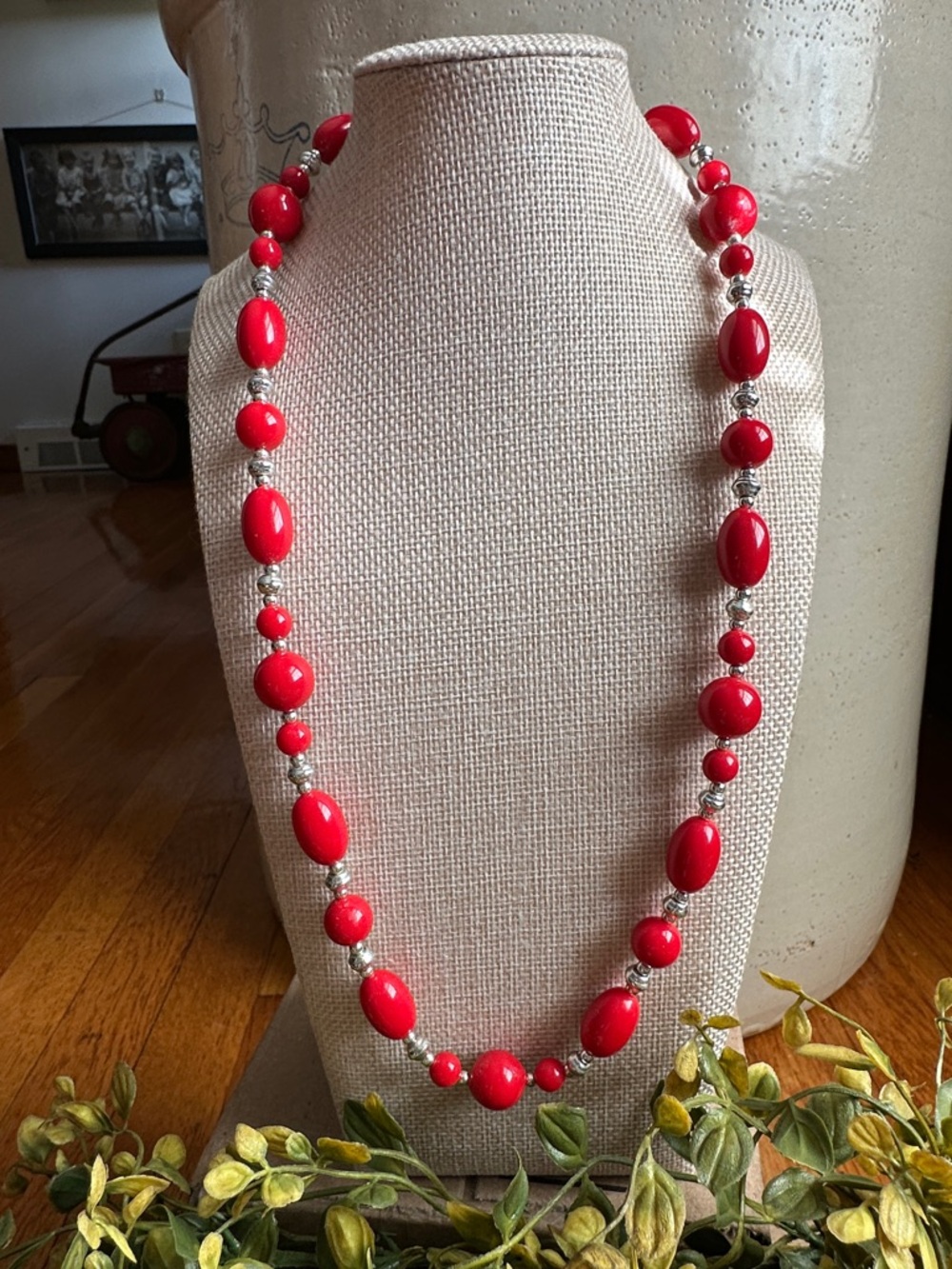 Red Bead Necklace Silver tone